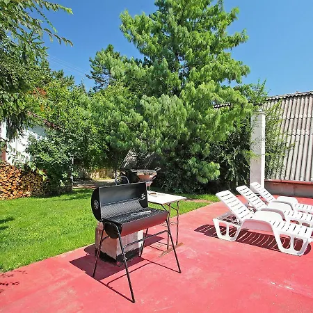 Apartman Bellavista 3 *
